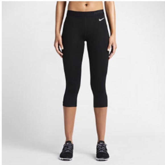 Nike Pro Hypercool Training Capris - Picture 1 of 6